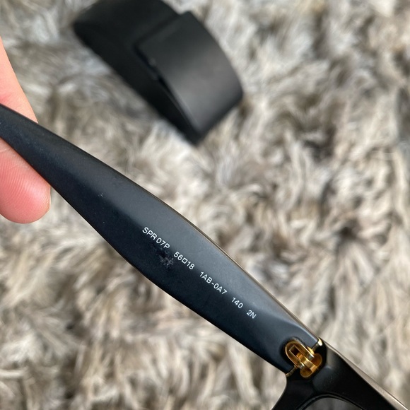 PRADA/ WILDFOX/ RAY BANS - Picture 14 of 14